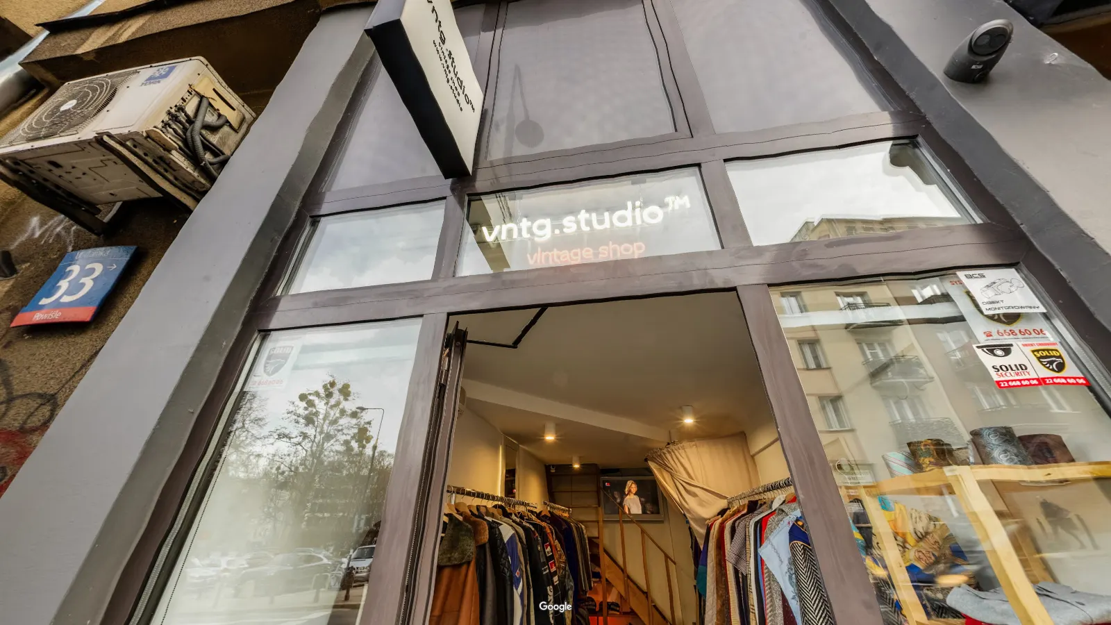 vntg.studio™, Butik cyrkularny vintage / upcycling · Warszawa